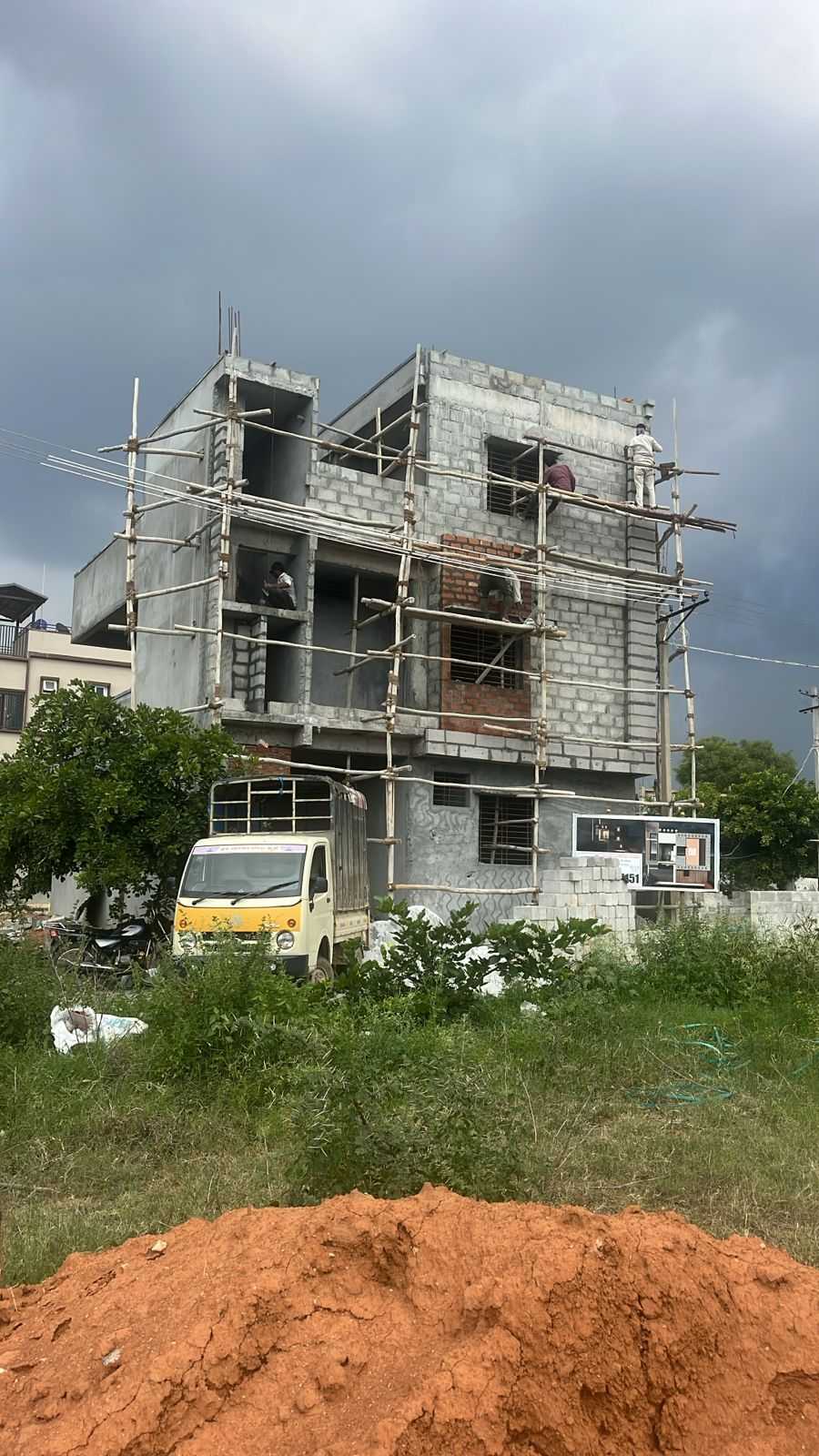 WhatsApp-Image-2025-06-18-at-11.59.59_74c0736b (1)